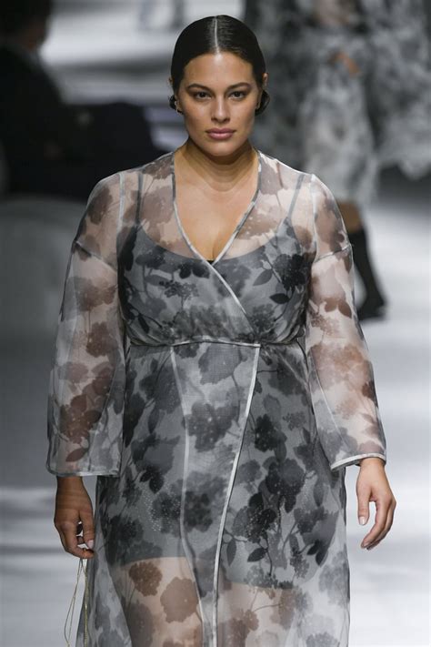 ashley graham fendi|Ashley Graham Returns To The Catwalk at Milan Fashion Week.